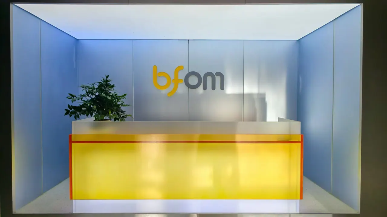 bfom resin panel reception and counter project