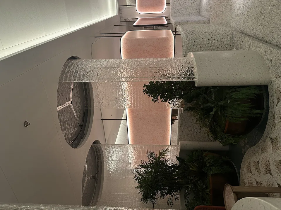 Shenzhen bathroom - detail view
