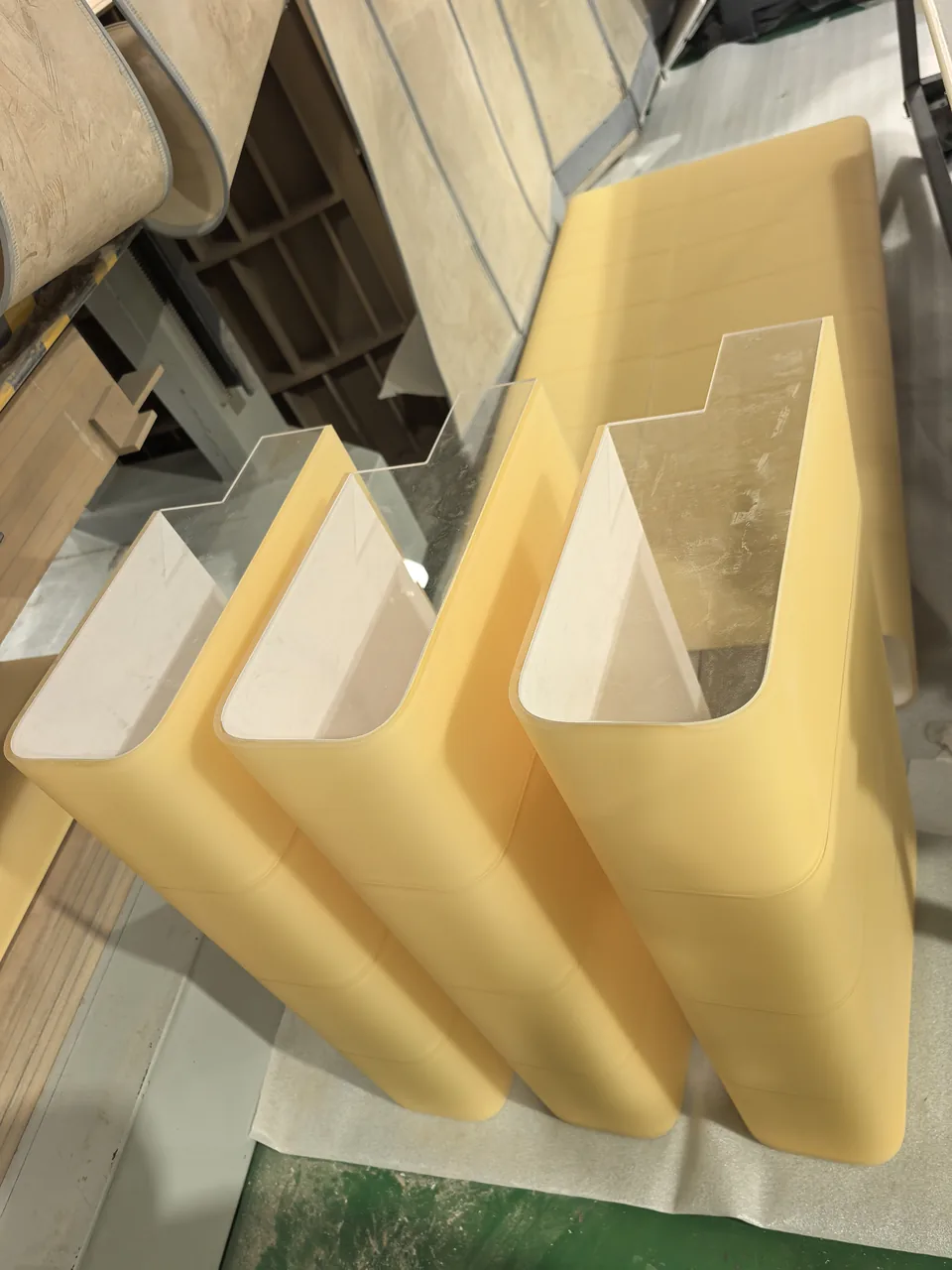 Curved retail modules in fabrication